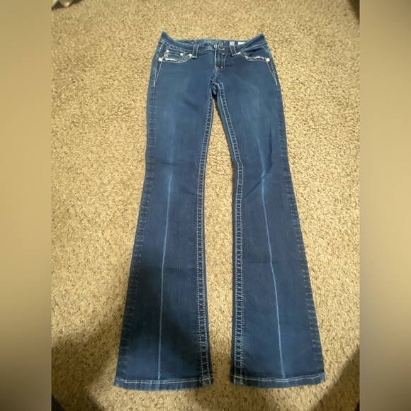 Signature Boot MissMe jeans
With bejeweled pockets
Used
Size- 28
#missme - Picture 3 of 8